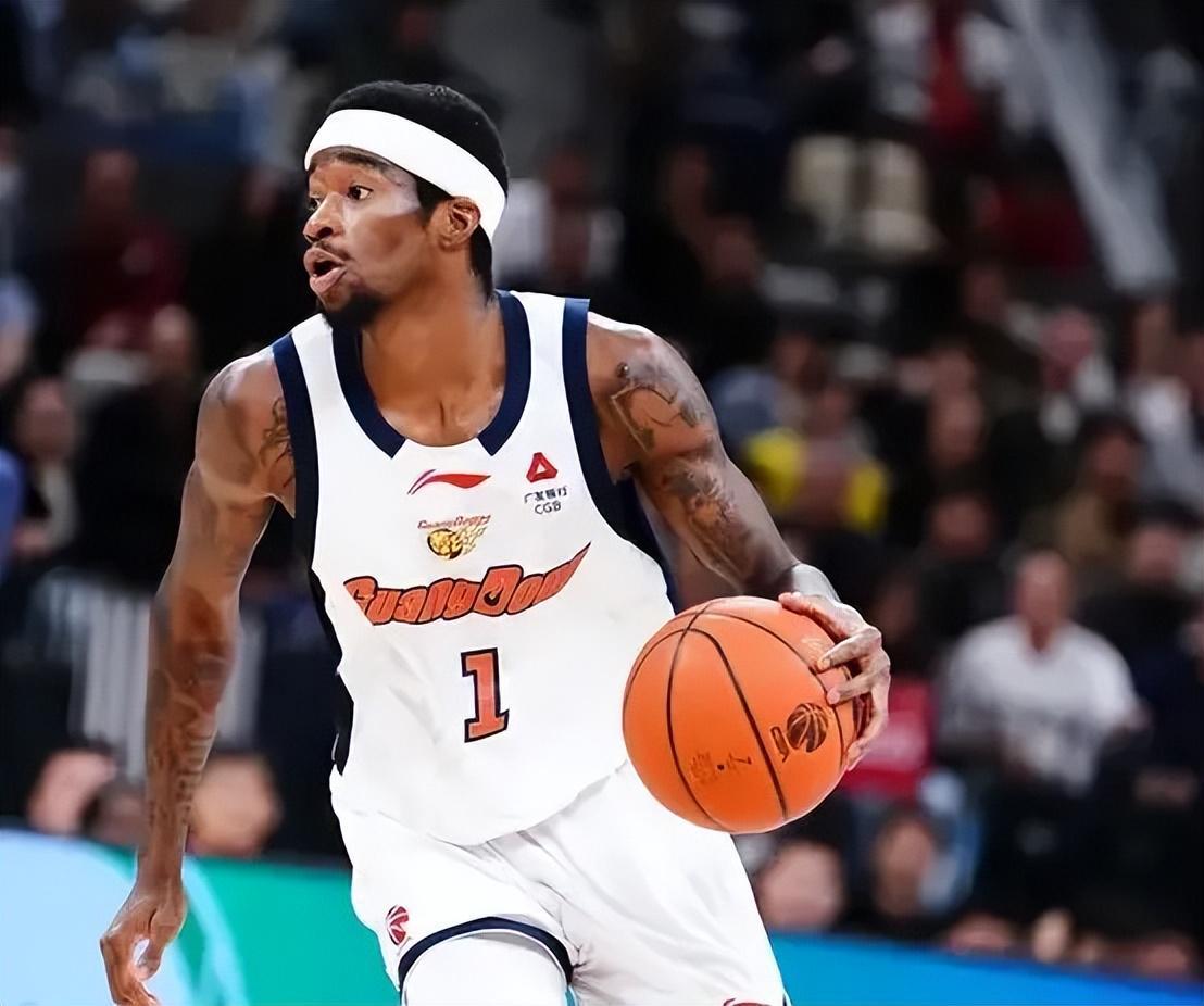 开云体育入口-广东只靠外援得分不是首次了！本土球员集体迷失，杜锋真该反思了